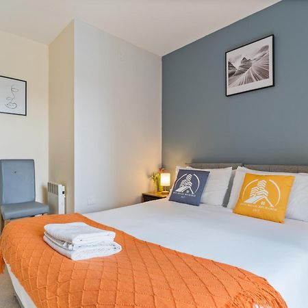 247 Serviced Accommodation In Telford 2 Bedroom Apartment 外观 照片